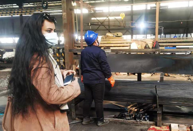 Good news, good news. UAE customers visit